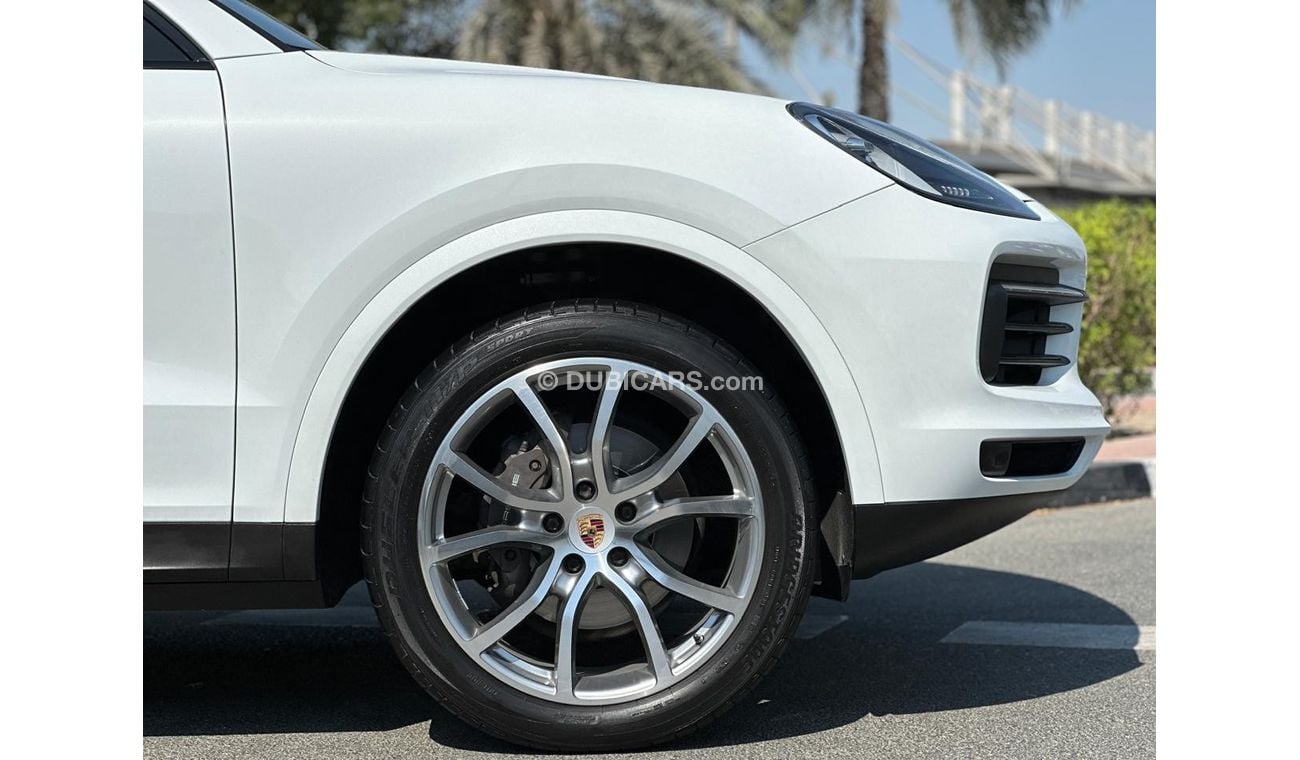 بورش كايان S 2.9L (435 HP) Porsche Cayenne Platinum Edition / V6 / GCC / 2019 / Single Owner / Full Service His