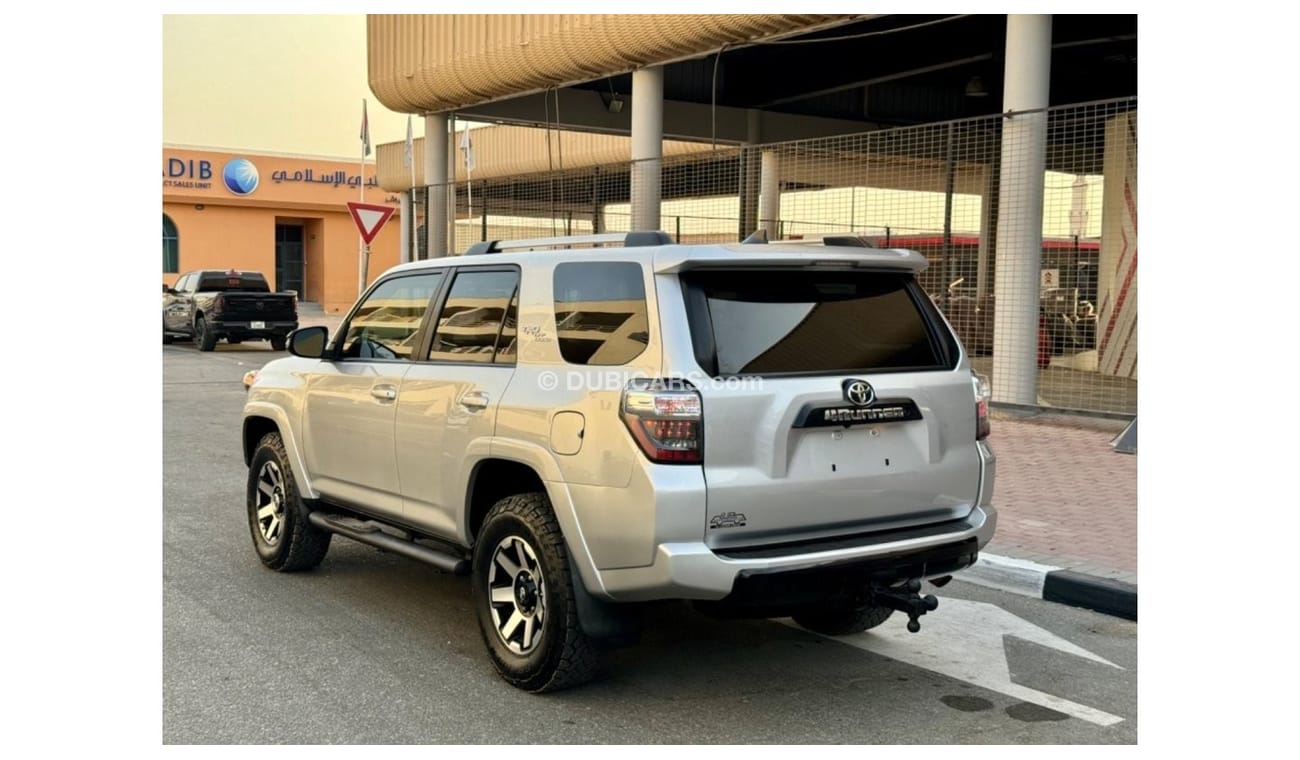 Toyota 4Runner 2018 TRD OFF ROAD 4x4 SUNROOF FULL OPTION US SPEC