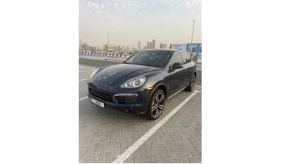 بورش كايان أس V8