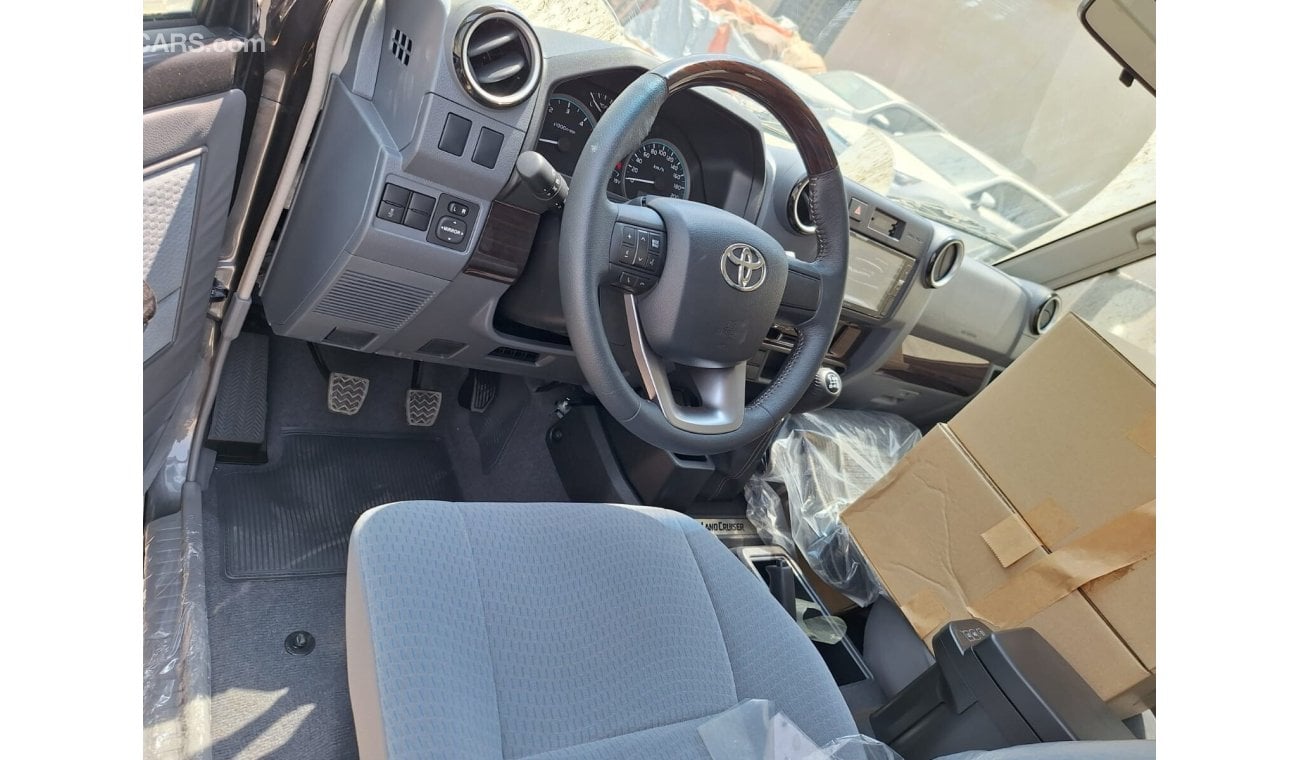 Toyota Land Cruiser Hard Top