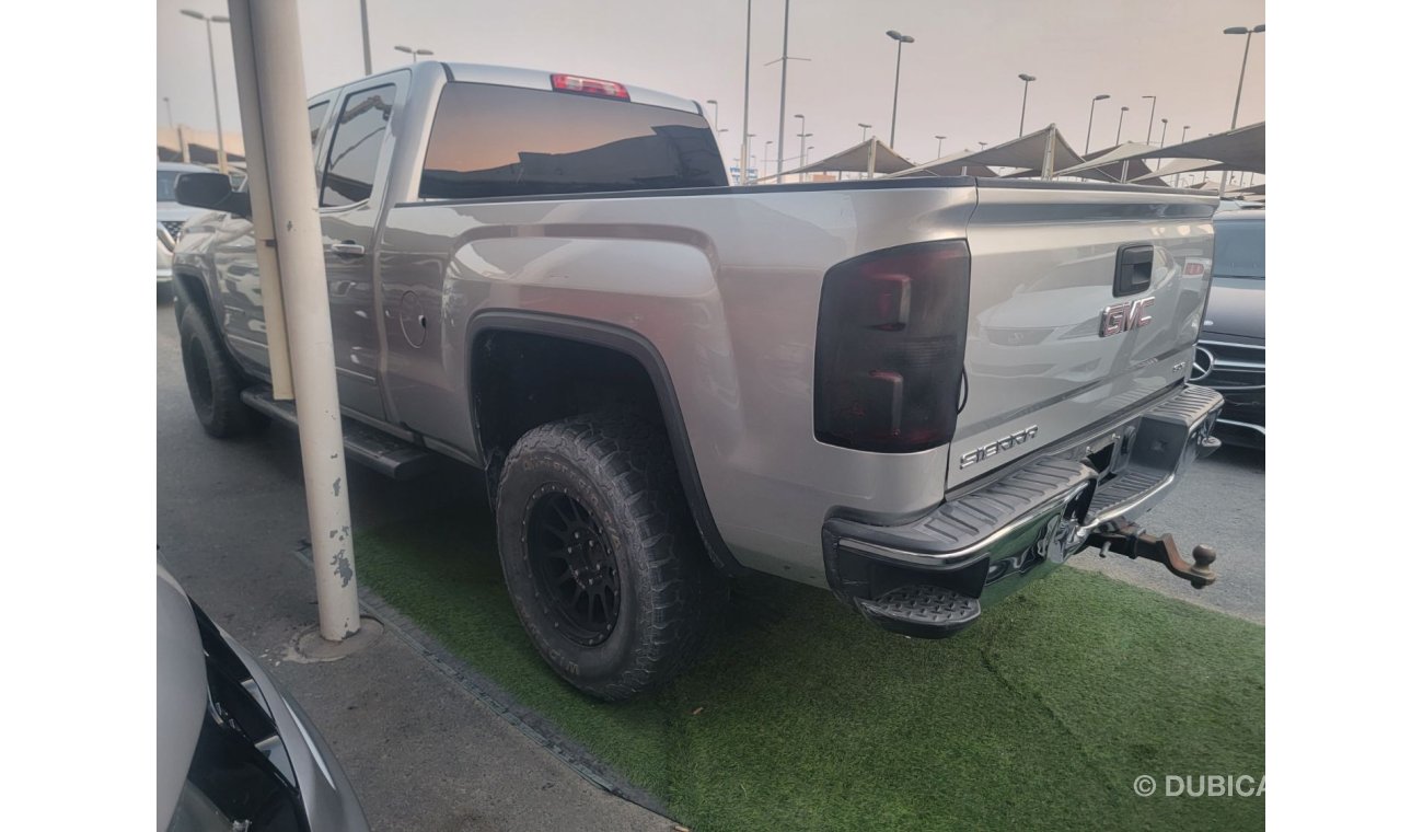 GMC Sierra 2500 SLT