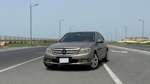 مرسيدس بنز C200 GCC 2010 1.8L 4 Cylinders In Good Condition