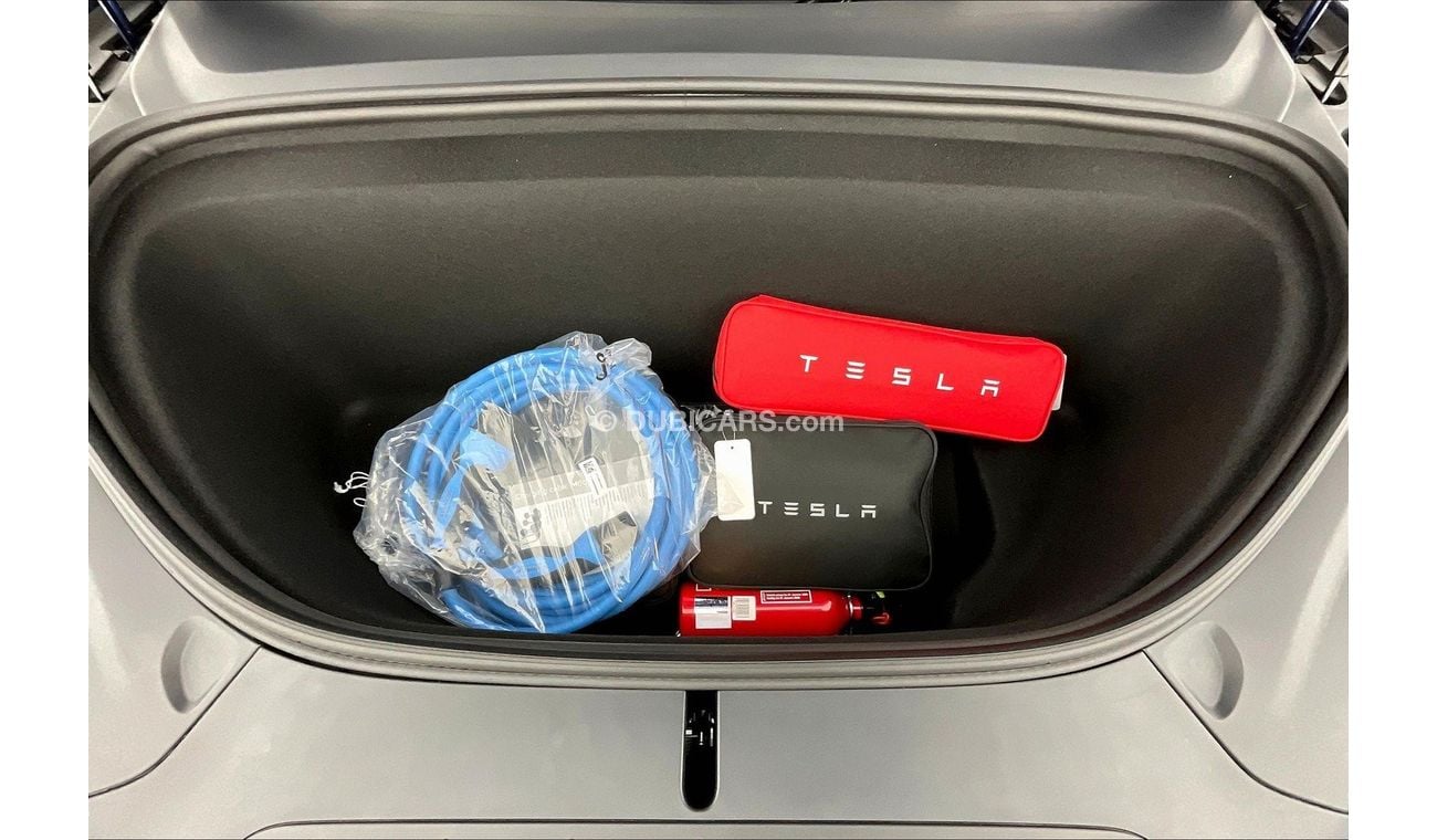 Tesla Model X Plaid (Triple Motor)