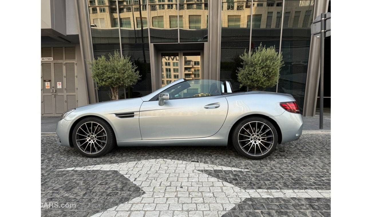 Mercedes-Benz SLC 200