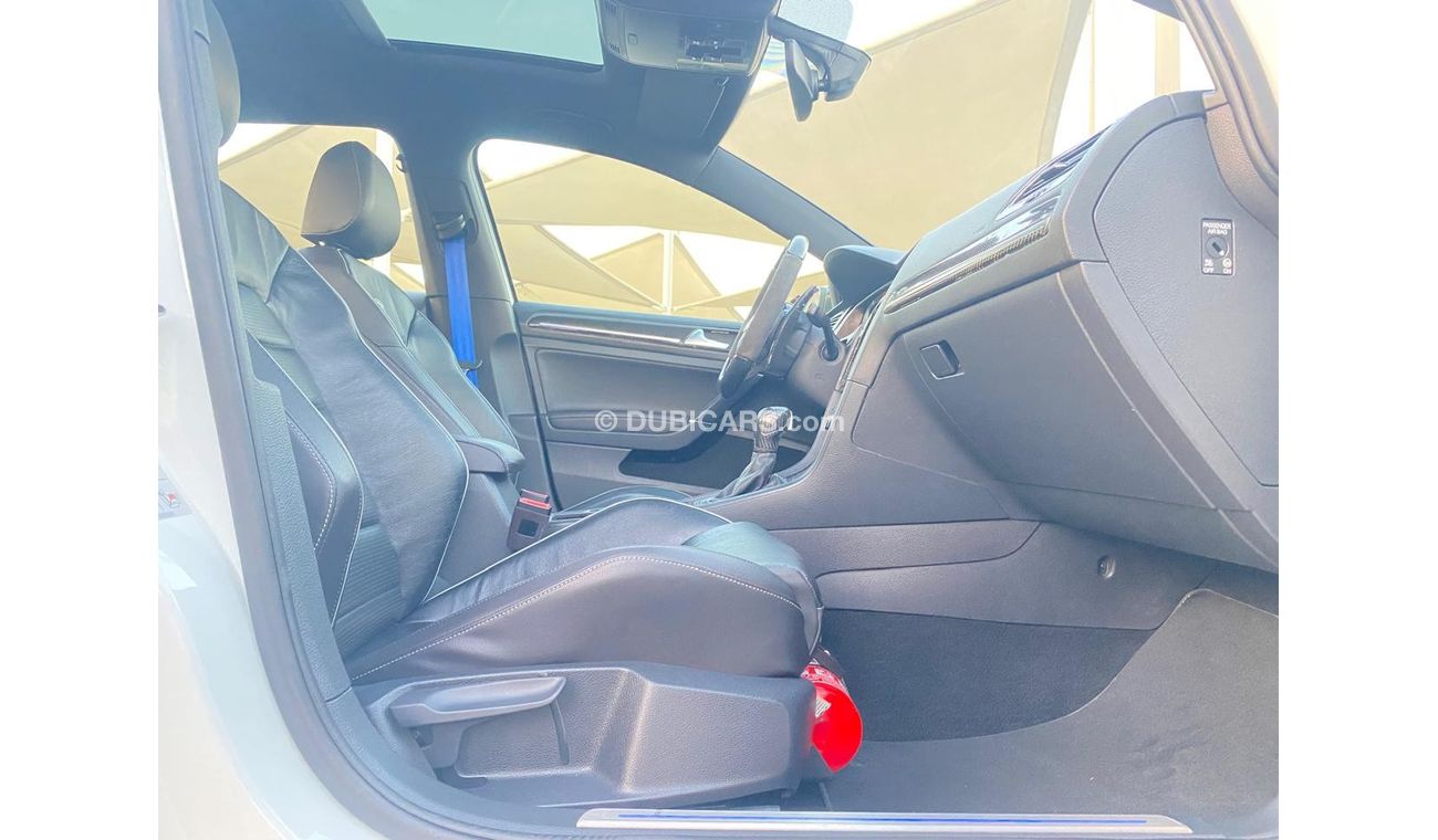 فولكس واجن جولف ار Volkswagen Golf R _GCC_2019_Excellent Condition_Full Specifications