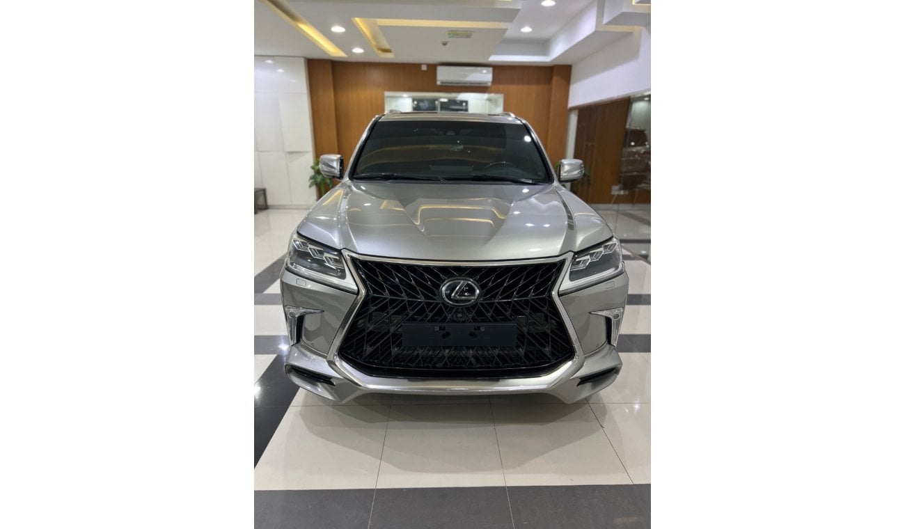 Lexus LX570 Signature