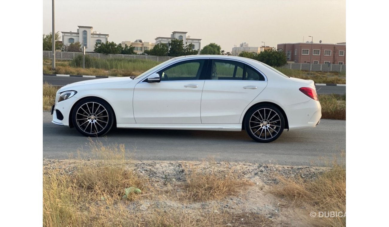 Mercedes-Benz C200 AMG Pack