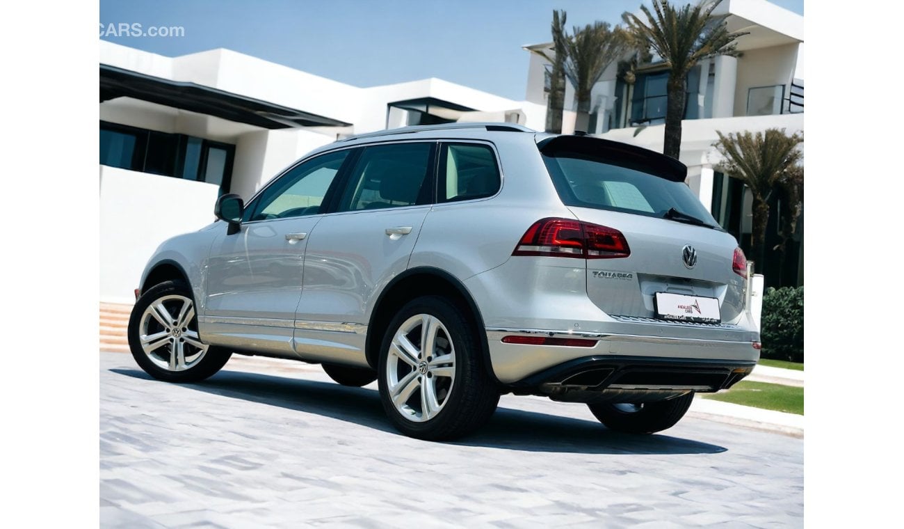 Volkswagen Touareg Highline Plus AED 1,585 PM AVAILABLE | FSH | LOW MILEAGE | VOLKSWAGEN TOUAREG 2018 | V6