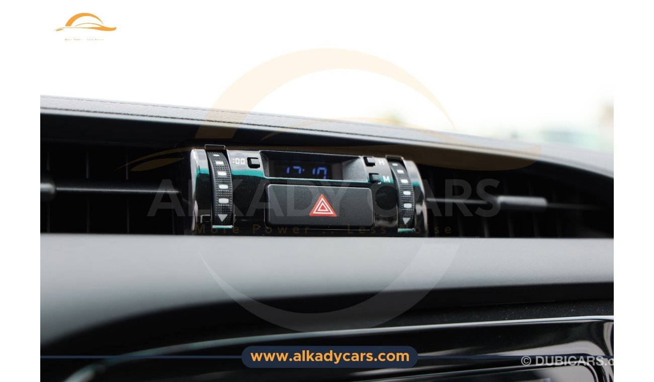 تويوتا هيلوكس TOYOTA HILUX 2.4L 4×4 A/T 2024 GCC SPECS ( ALKADY CARS )