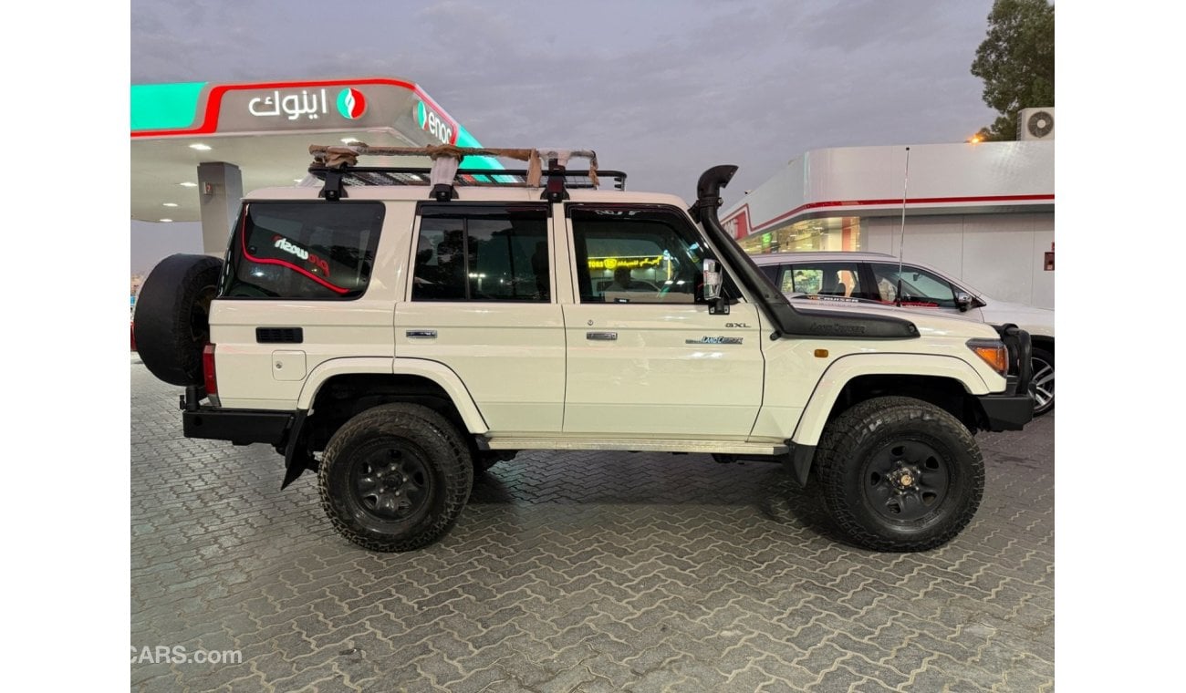 تويوتا لاند كروزر هارد توب Toyota Landcruiser Hardtop 5 Door RHD Diesel engine