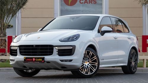 Porsche Cayenne GTS 3.6L Porsche Cayenne GTS 2016 GCC under Warranty with Flexible Down-Payment.