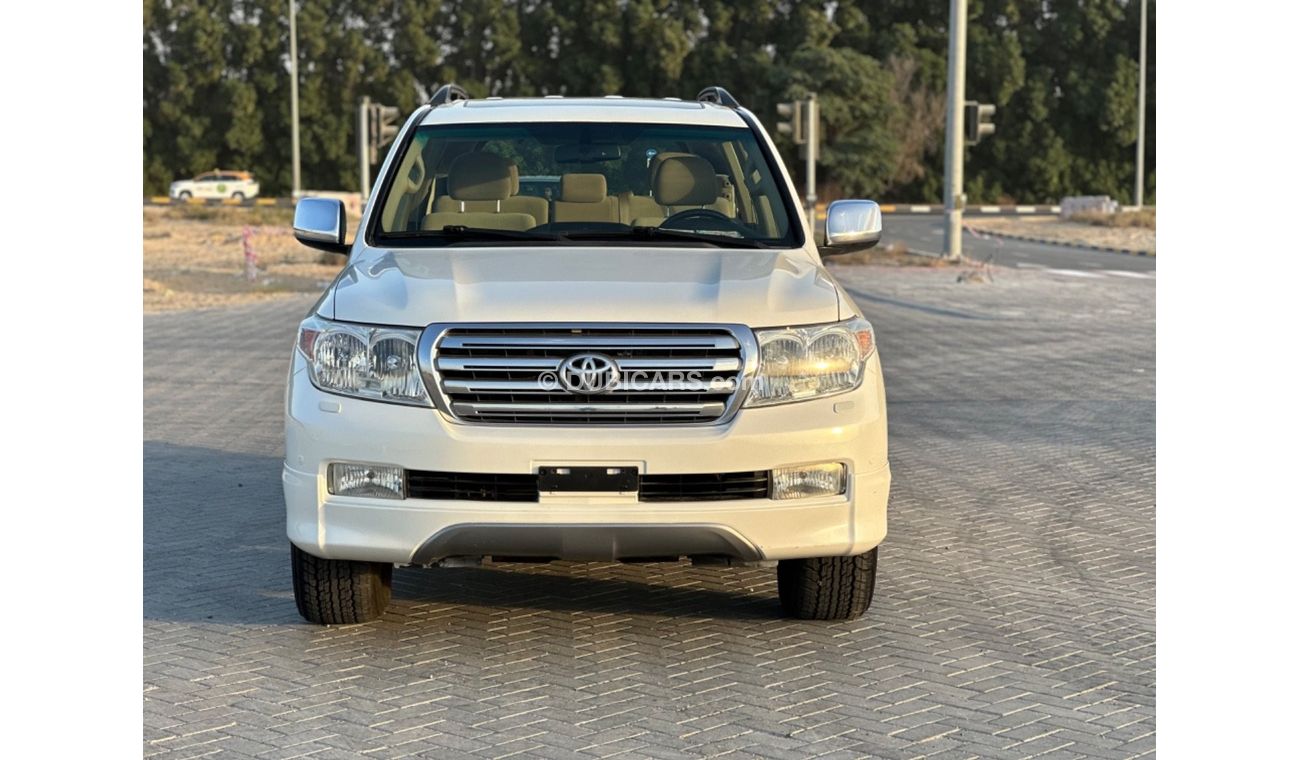 Toyota Land Cruiser MODEL 2010 GCC CAR PERFECT FULL OPTION SUN ROOF