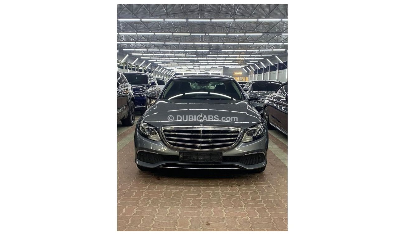 مرسيدس بنز E300 Std