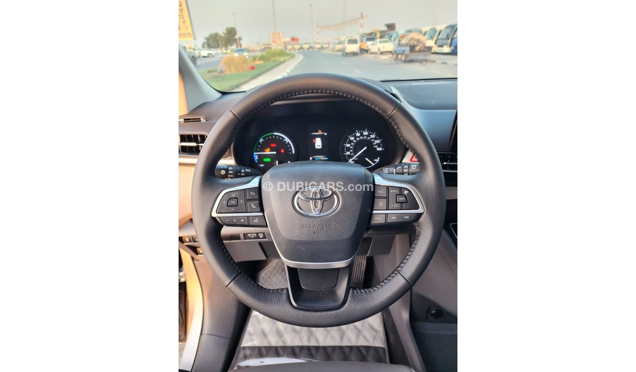 تويوتا سيينا TOYOTA Sienna XLE Hybrid  Full Option