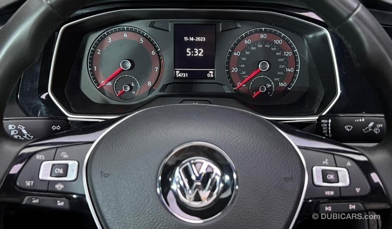 Volkswagen Jetta 2020 Volkswagen Jetta R-Line 1.4L V4 Turbocharge Full Option -