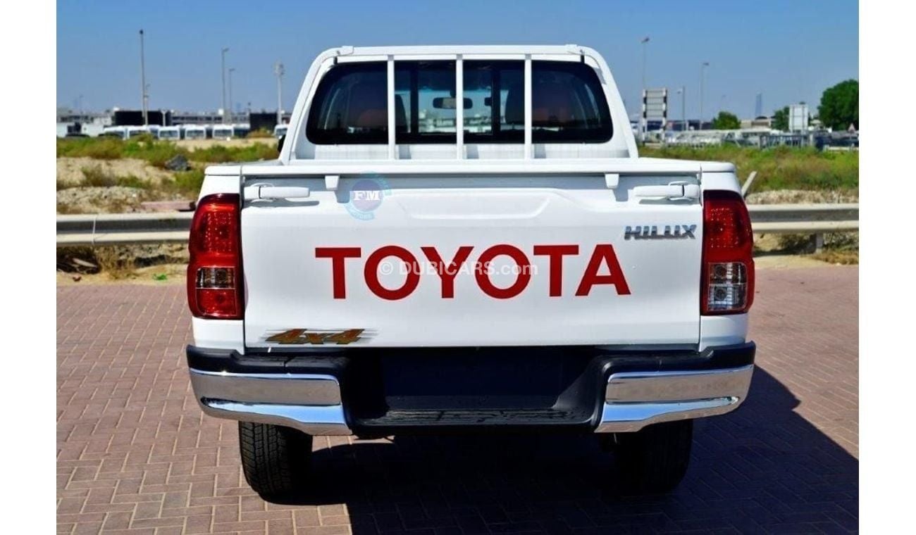 تويوتا هيلوكس Double Cab Pickup DLX 2.4L Diesel 4WD Automatic