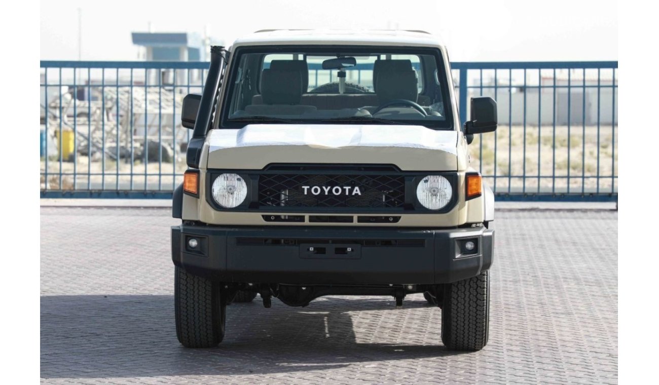 Toyota Land Cruiser Pick Up 2024 Toyota LC79 4X4 Double Cab 4.5 V8 - Beige inside Beige | Export Only