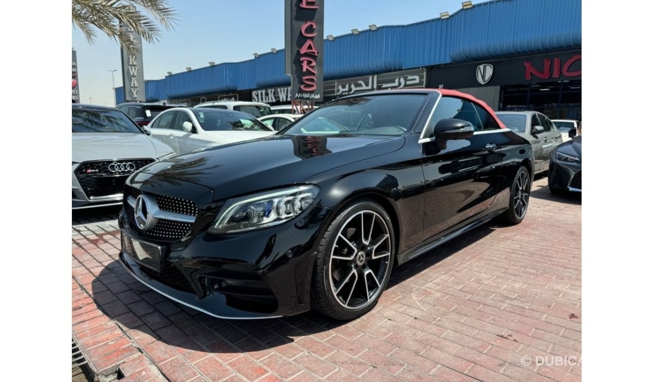 Mercedes-Benz C 200 Coupe Premium + Gcc spec.