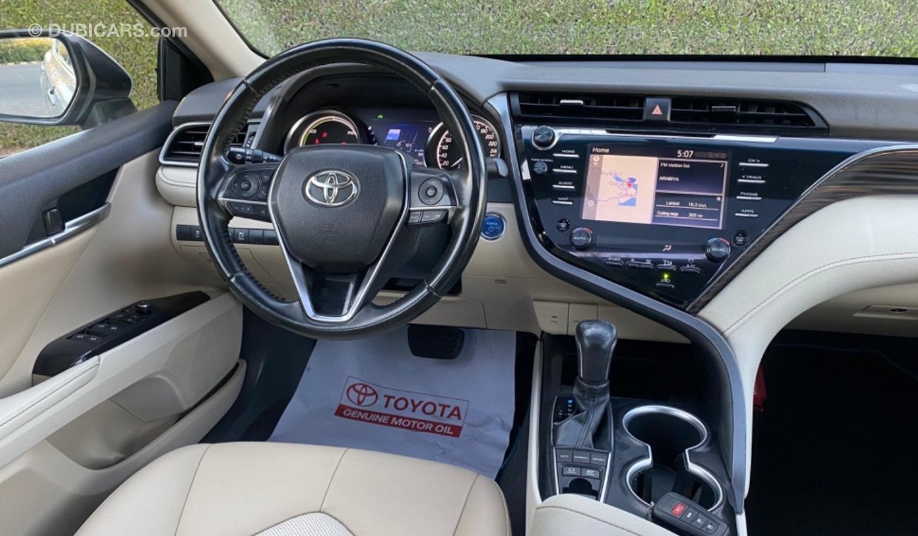 Toyota Camry LE Hybrid ‏ Export only