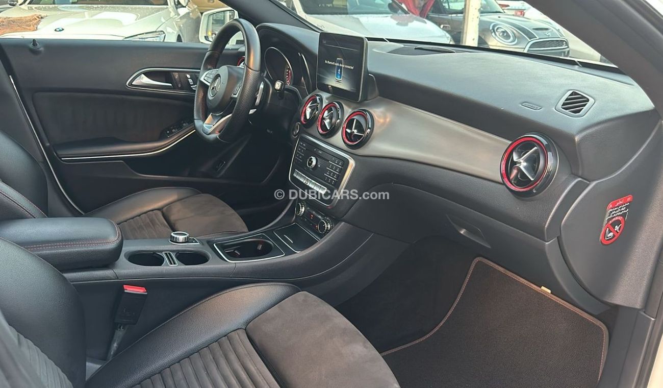 Mercedes-Benz CLA 250 Mercedes CLA 250_Gcc_2018_Excellent_Condition _Full option