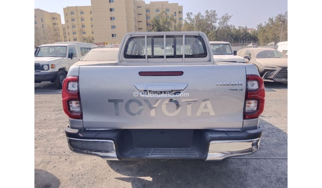 Toyota Hilux TOYOTA HILUX DOUBLE CAB FULL AUTO DIESEL 2.4L G4