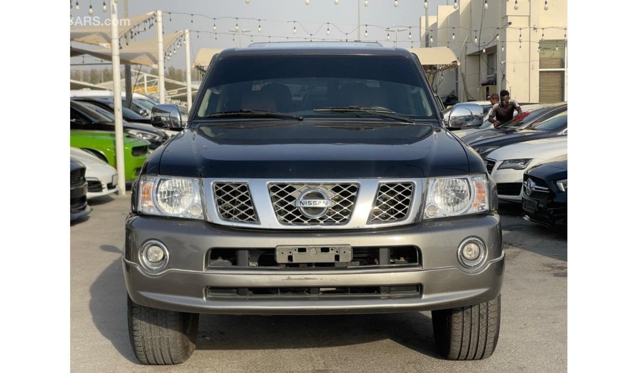 Nissan Patrol Super Safari 2009 model, Full option, sunroof, 2021 super safari kit inside and out, 8 cylinders, automatic trans