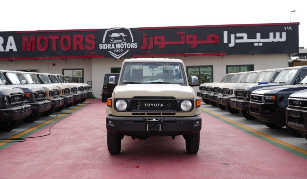 تويوتا لاند كروزر بيك آب TOYOTA LC79 PICKUP S/C 4.0L PETROL AUTOMATIC TRANSMISSION MY2024 WINCH DIFF-LOCK