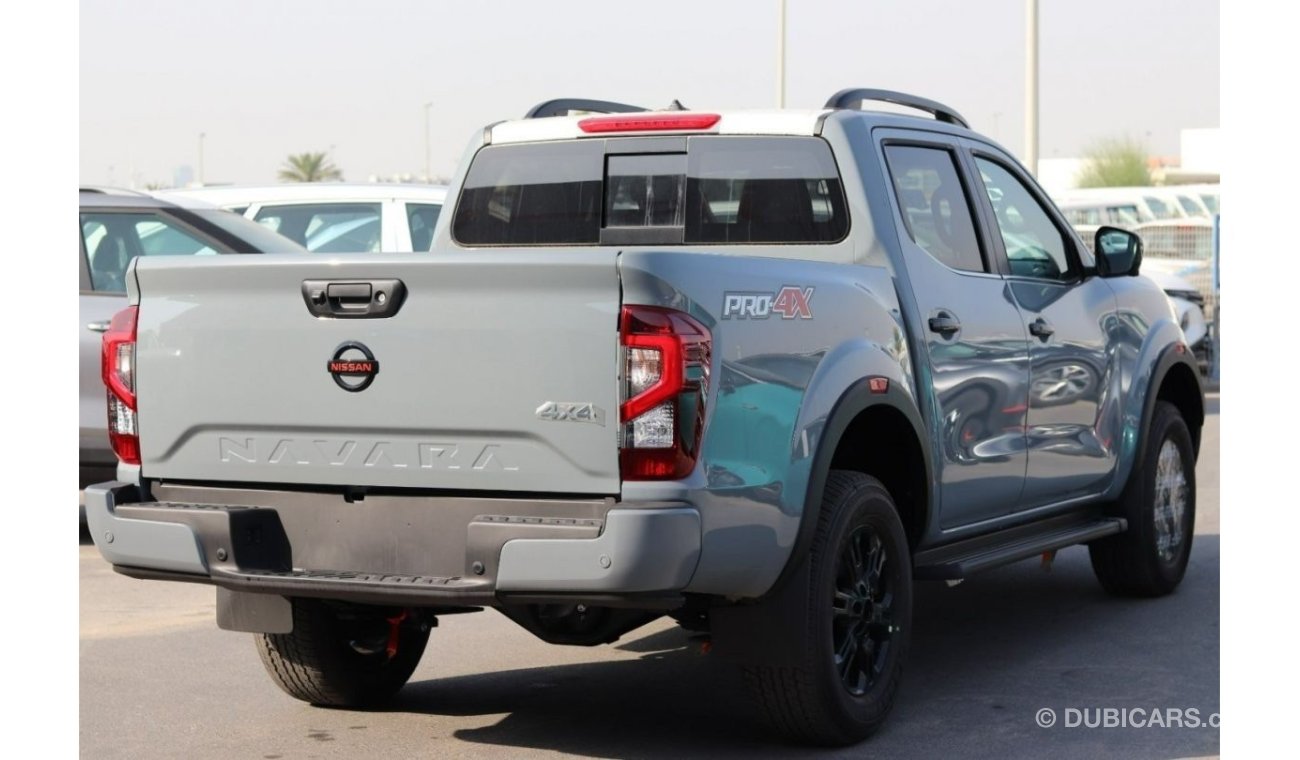 نيسان نافارا PRO4X 2.5L DIESEL - AT - FULL OPTION 2023 ONLY FOR EXPORT