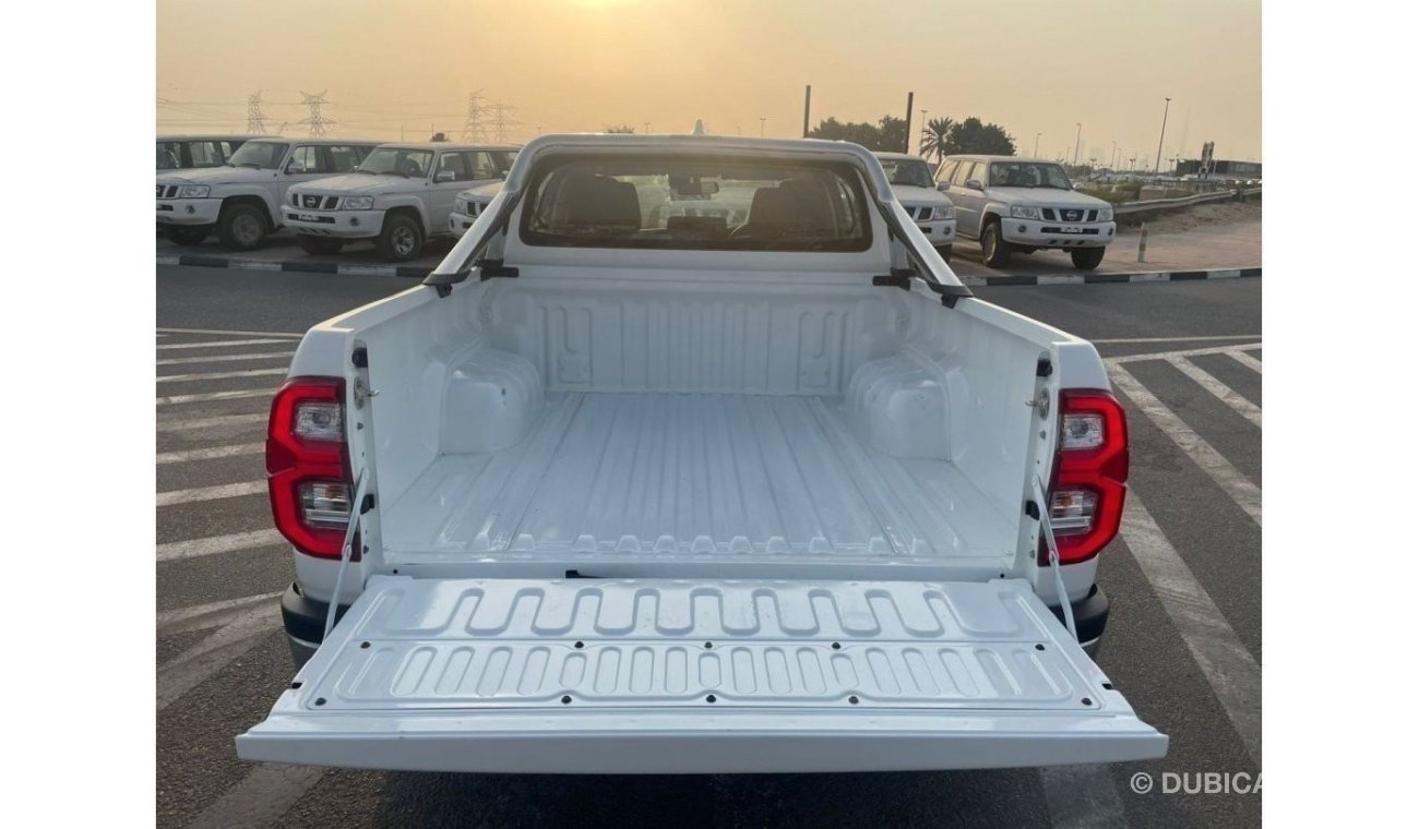 تويوتا هيلوكس 2021 Toyota Hilux Deisel - 2.8L V4 - Right Hand Drive / EXPORT ONLY