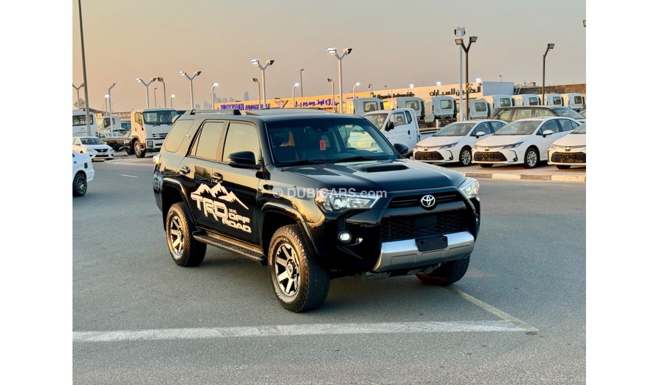 Toyota 4Runner 2021 TRD OFF ROAD 4x4 SUNROOF FULL OPTION UAE PASS