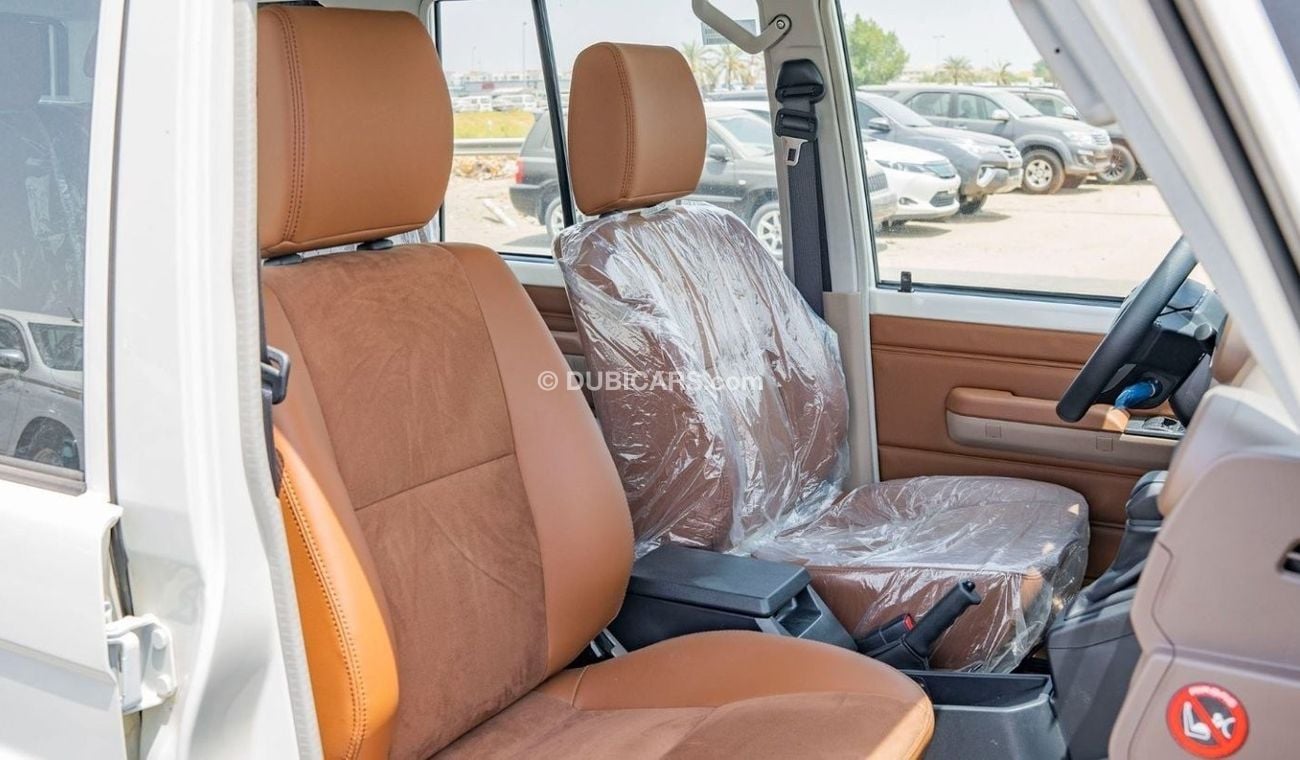 Toyota Land Cruiser Hard Top 2024 LC76 4.0L Petrol with Digital Speedometer and leather seats - GCC