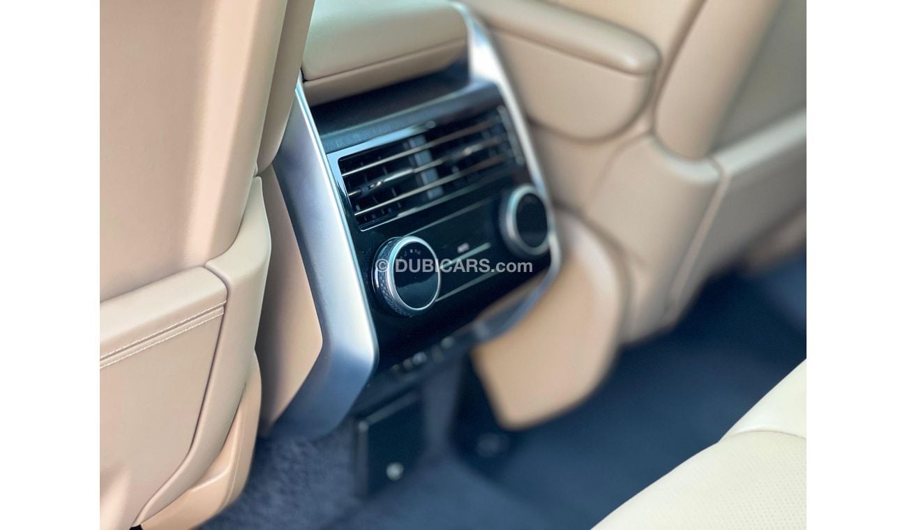 لاند روفر رينج روفر LWB HSE P530 4.4L 2023 RANGE ROVER VOGUE HSE V8 P530 GCC GREAT CONDITION