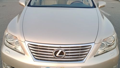 لكزس LS 460 Lexus LS460L V8 4.6L Model 2011(No Accident Clean Title)