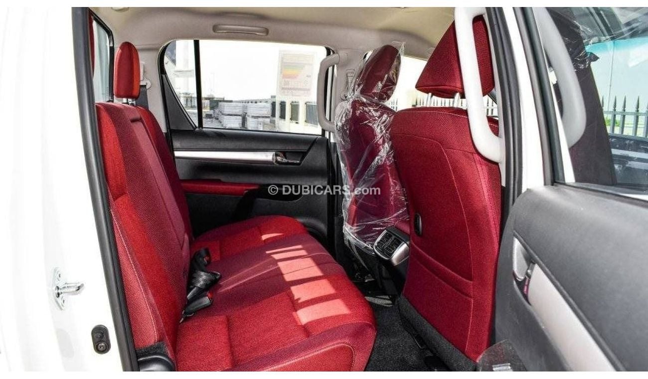 Toyota Hilux TOYOTA HILUX DC 2.7L 4X4 PETROL W/REAR CAMERA A/T MY24 2.7L Petrol 2025