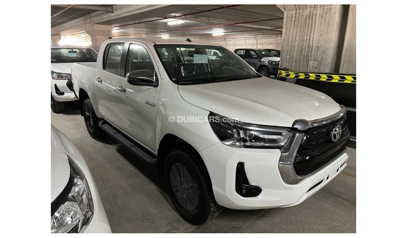 تويوتا هيلوكس Toyota Hilux 2.4 DSl Automatic Transmission Wide Body