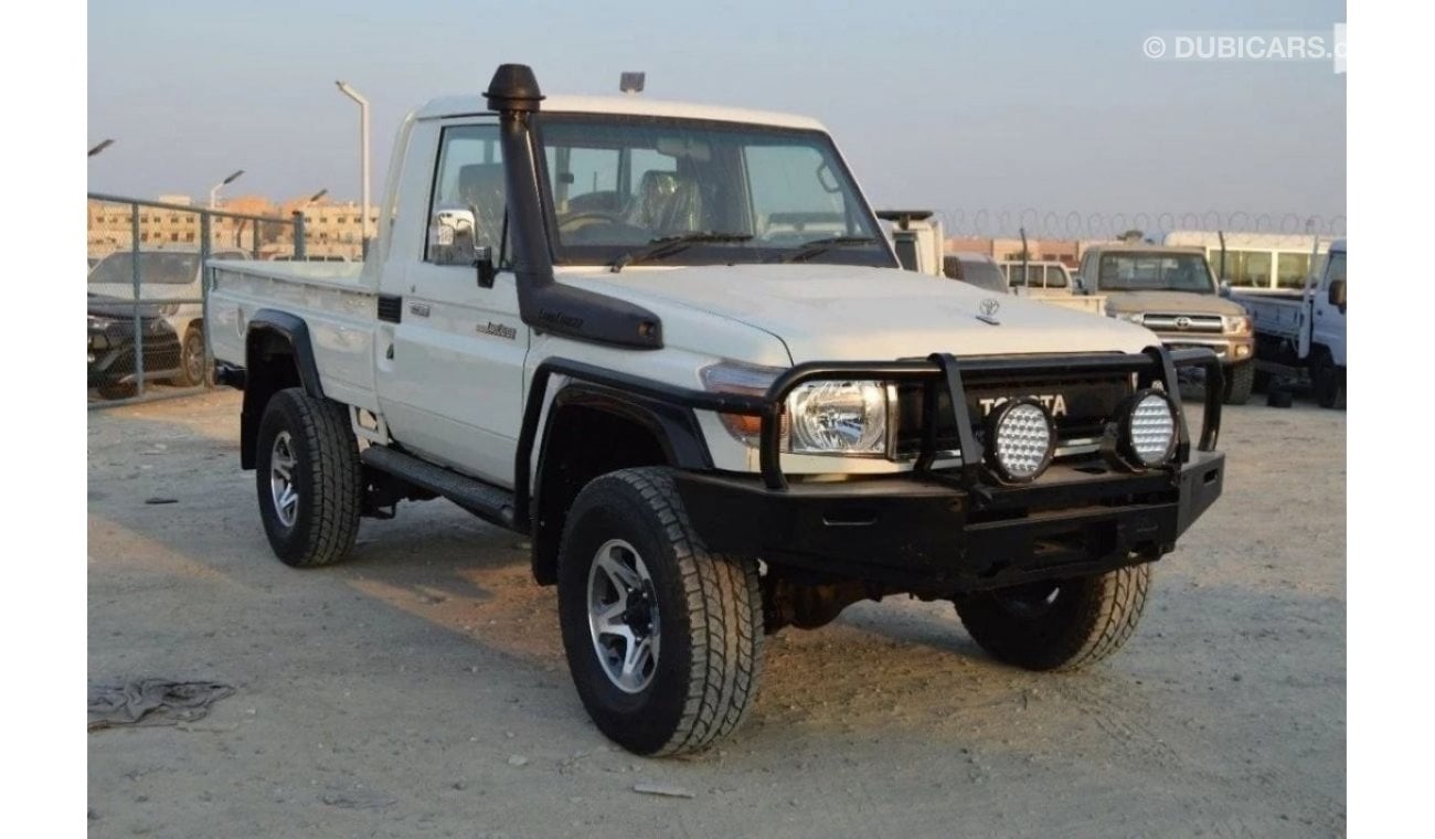 Toyota Land Cruiser Pick Up