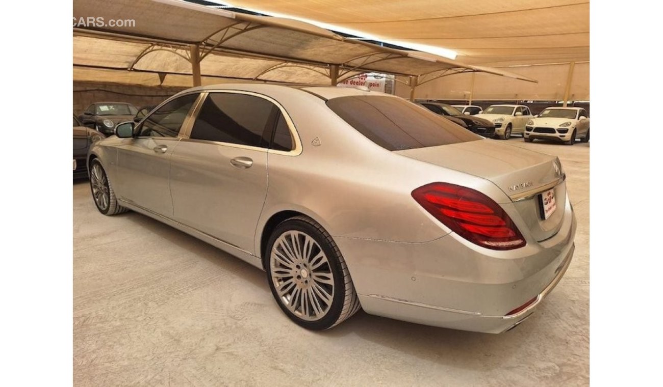 Mercedes-Benz S550 Maybach MERCEDES MAYBACH S550 4MATIC 2016 VERY LOW MILEAGE WITH PANORAMIC ROOF IN EXCELLENT CONDITION