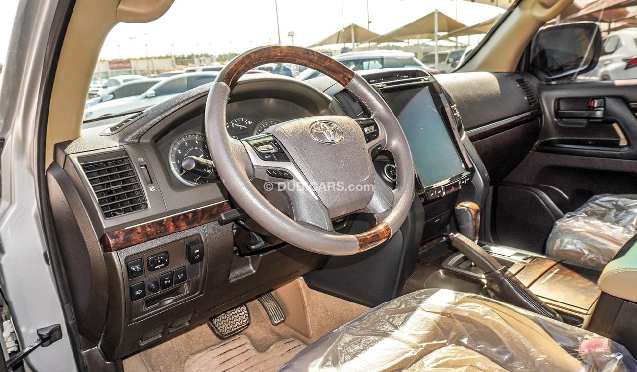 Toyota Land Cruiser Face Lift 2021