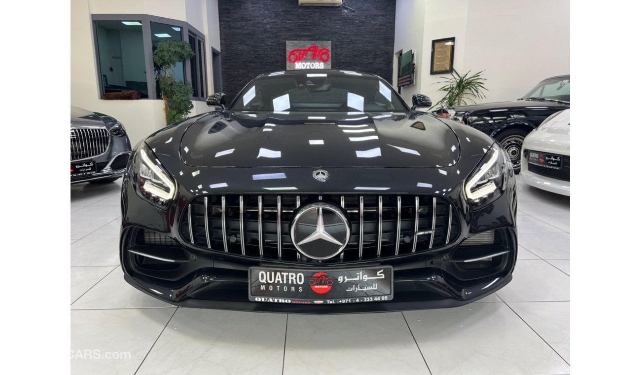 مرسيدس بنز AMG GT S