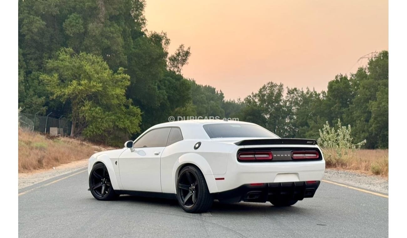 Dodge Challenger SRT Hellcat 6.2L (707 HP) ONLY 3500/- AED MONTHLY INSTALLMENT WITH ZERO DOWN PAYMENT