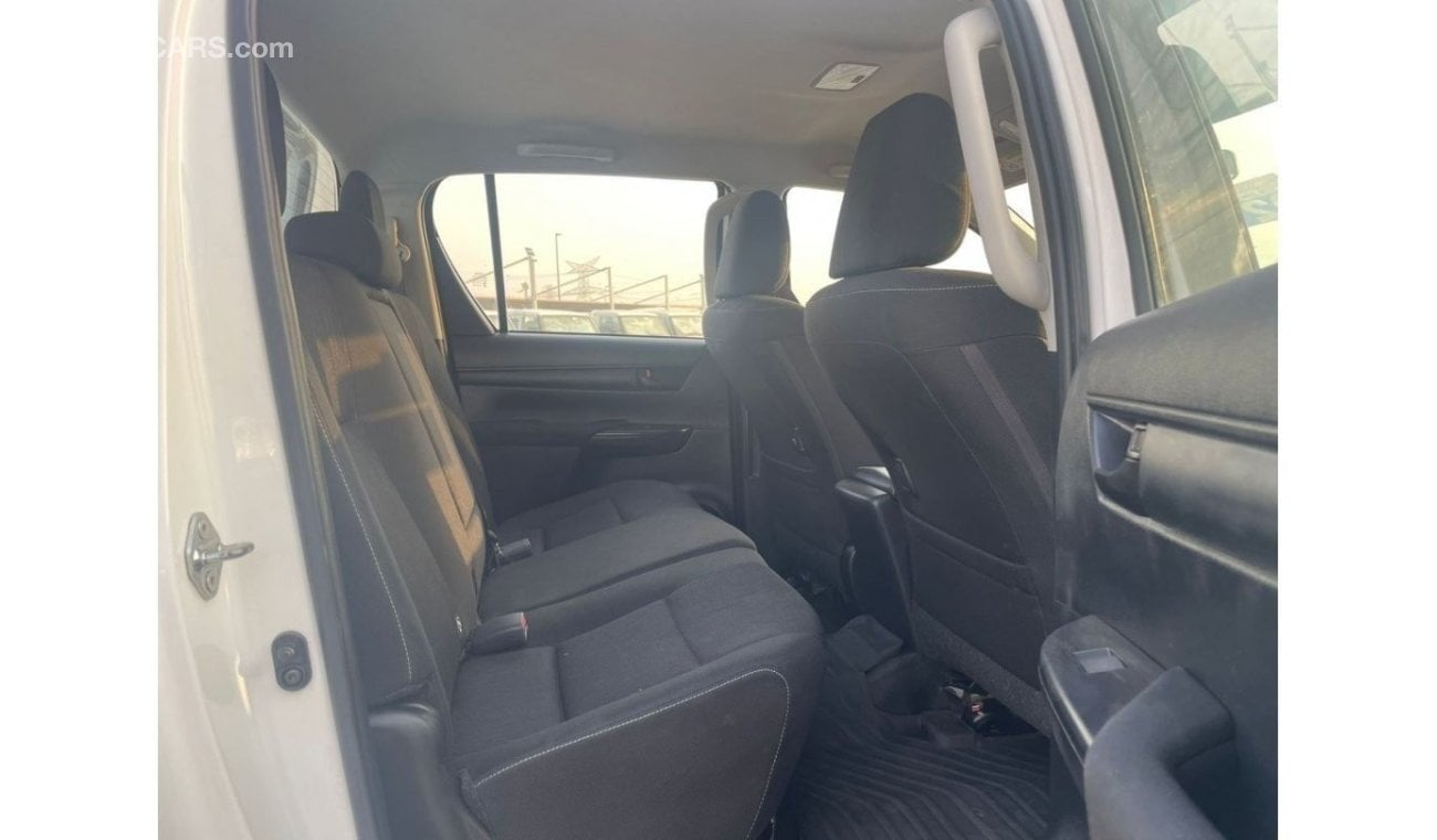 تويوتا هيلوكس 2021 Toyota Hilux Deisel - 2.8L V4 - Right Hand Drive / EXPORT ONLY