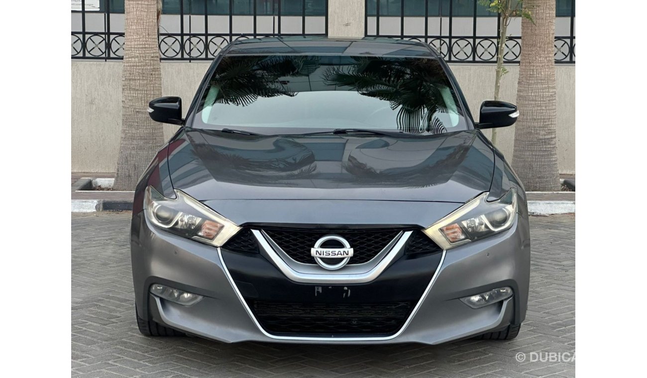 Nissan Maxima SV