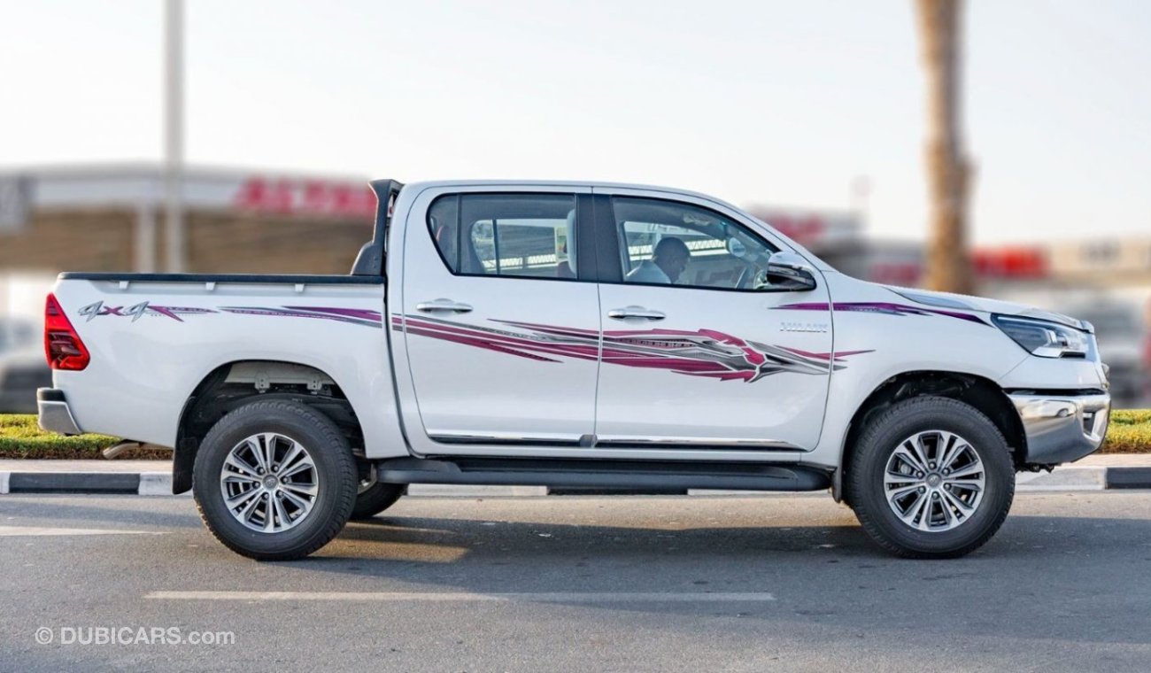 Toyota Hilux 2024 Toyota Hilux 4x4 2.7L petrol AT with cooled seats Full option GCC Specs