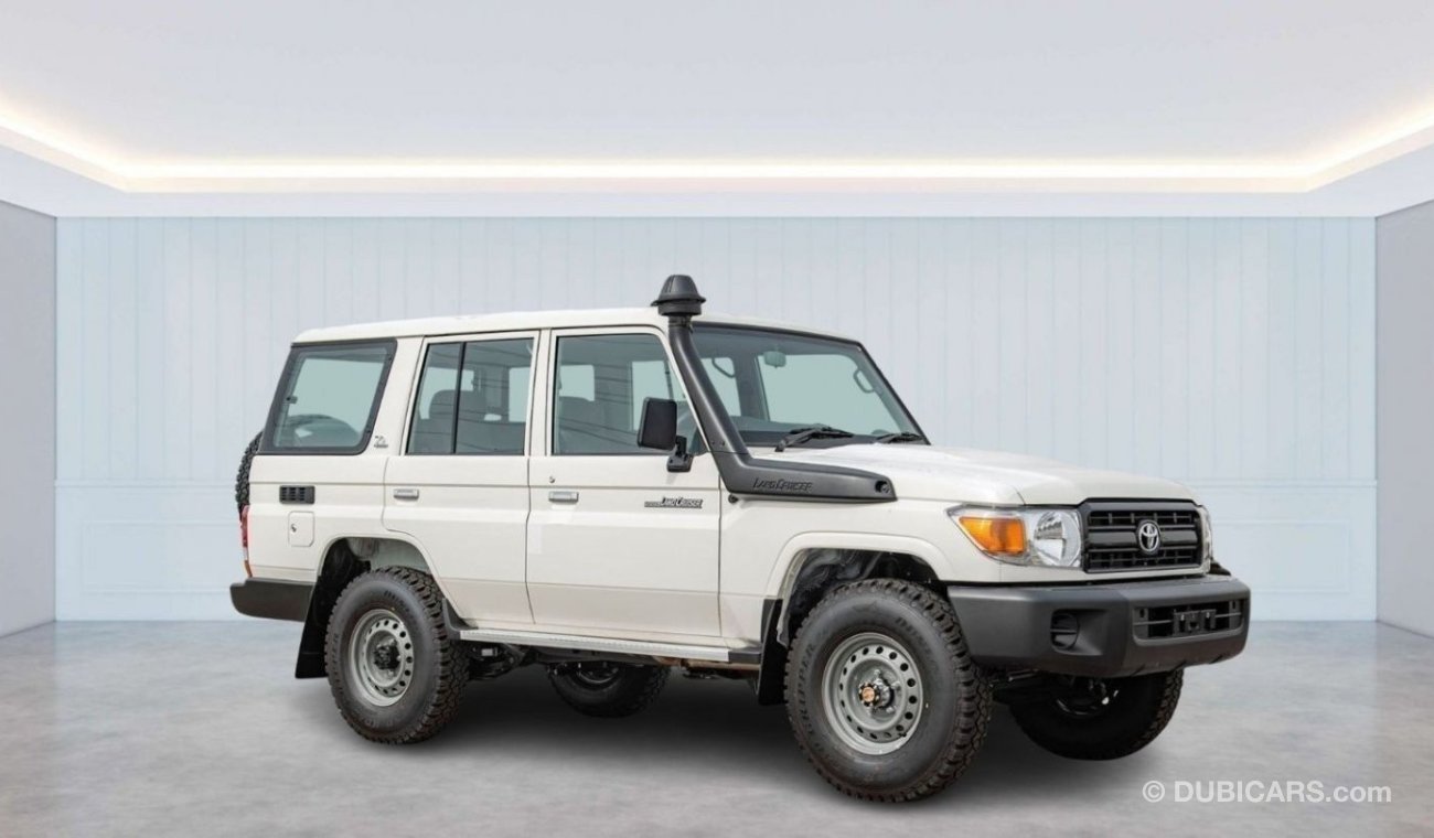 تويوتا لاند كروزر هارد توب 2023 TOYOTA LC76 LX V6 4.2L M/T - EXPORT ONLY