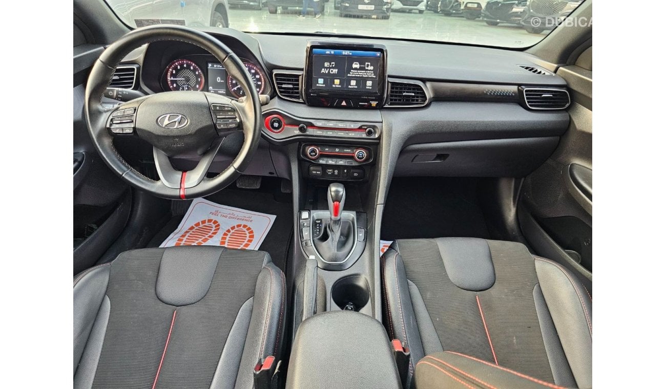 Hyundai Veloster 2.0L full option