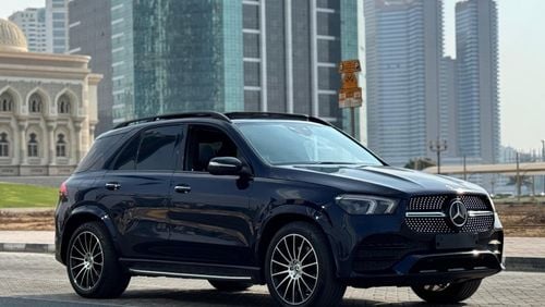 Mercedes-Benz GLE 450 This is a 2021 Mercedes-Benz GLE 450 4MATIC, a luxury mid-size SUV offering a blend of performance, 