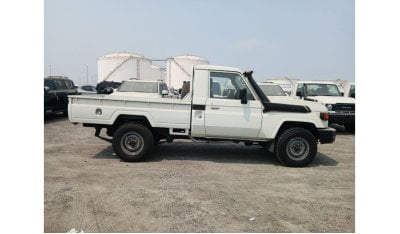 Toyota Land Cruiser Pick Up Single Cab - 4.2L Diesel Manual - 6 Cylinders - White