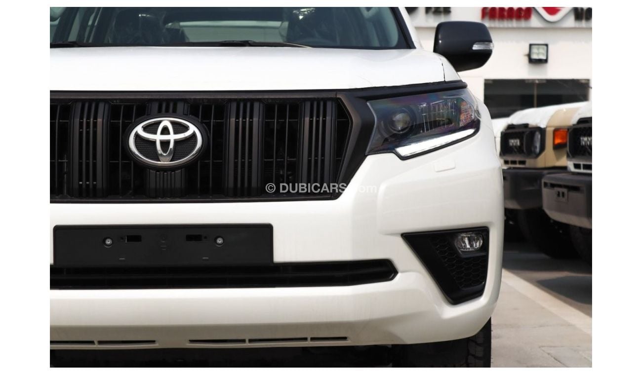 Toyota Prado 2023 TOYOTA PRADO 4.0 V6 MIDNIGHT EDITION **EXPORT ONLY**التصدير فقط خارج الخليج**