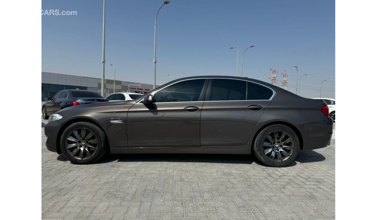 BMW 528i