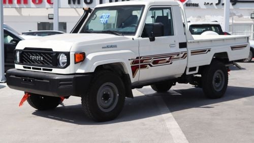 تويوتا لاند كروزر بيك آب 2024 TOYOTA LAND CRUISER 4.2 V6 DIESEL **EXPORT ONLY**التصدير فقط خارج الخليج**